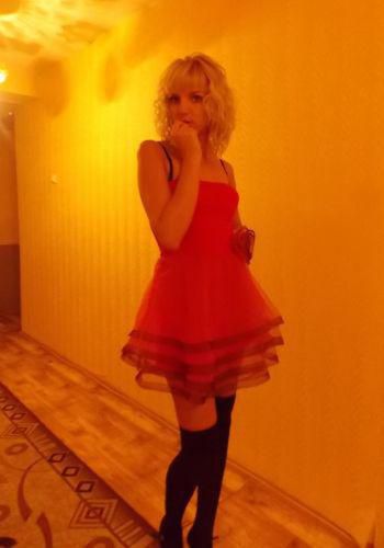 Проститутка Питера Вера с 2 размером груди предлагает интим услуги у метро Проспект Просвещения  +7(981)167-67-19 