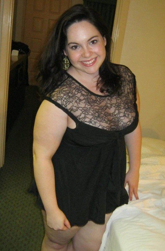 Проститутка Питера Светик с 3 размером груди предлагает интим услуги у метро Комендантский проспект  +7(981)174-52-34 - фото 2