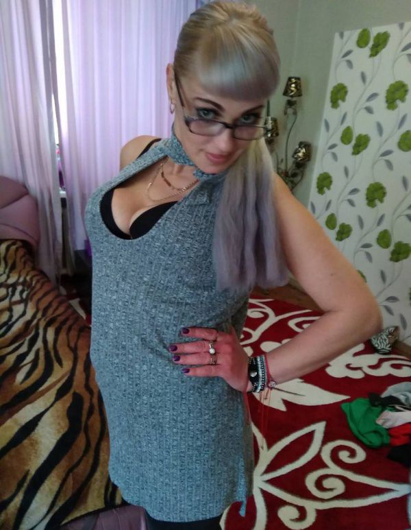 Проститутка Питера Оксана с 3 размером груди предлагает интим услуги у метро Адмиралтейская  +7(911)263-24-01 