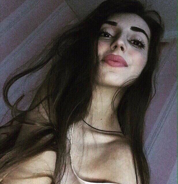 Проститутка Питера Варенька с 3 размером груди предлагает интим услуги у метро Купчино  +7(981)155-42-85 - фото 3