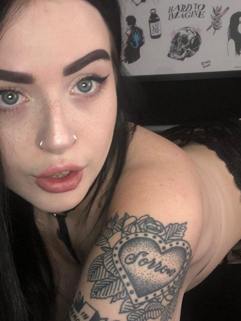 Проститутка Питера Светка с 2 размером груди предлагает интим услуги у метро Петроградская  +7(911)737-42-93 - фото 3